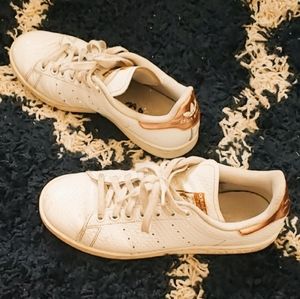 ADIDAS ROSE GOLD STAN SMITHS
